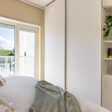 Exclusive Deluxe Apt Up To 6 People & Heated Tub Полиньяно-а-Маре Экстерьер фото