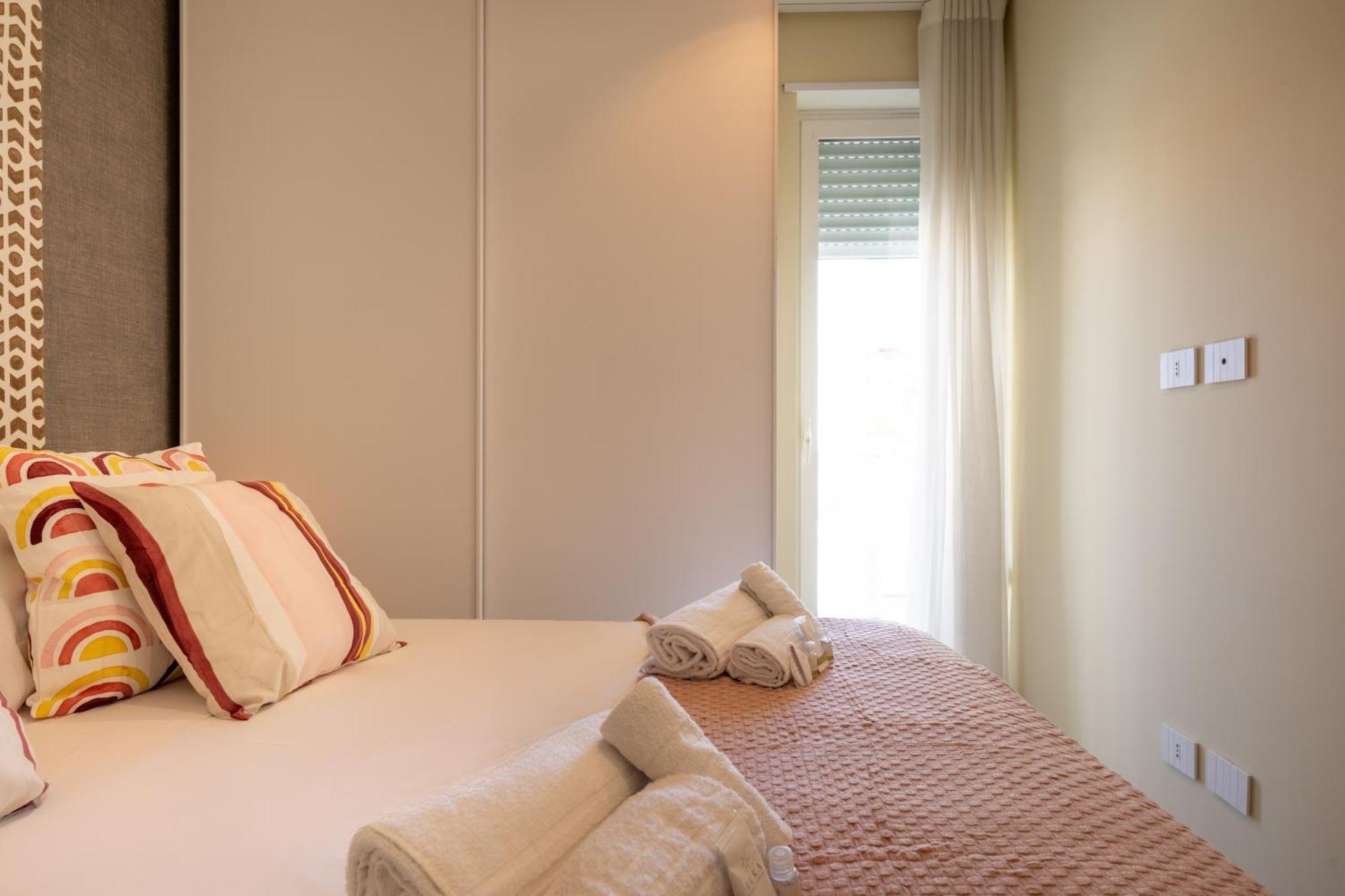 Exclusive Deluxe Apt Up To 6 People & Heated Tub Полиньяно-а-Маре Экстерьер фото